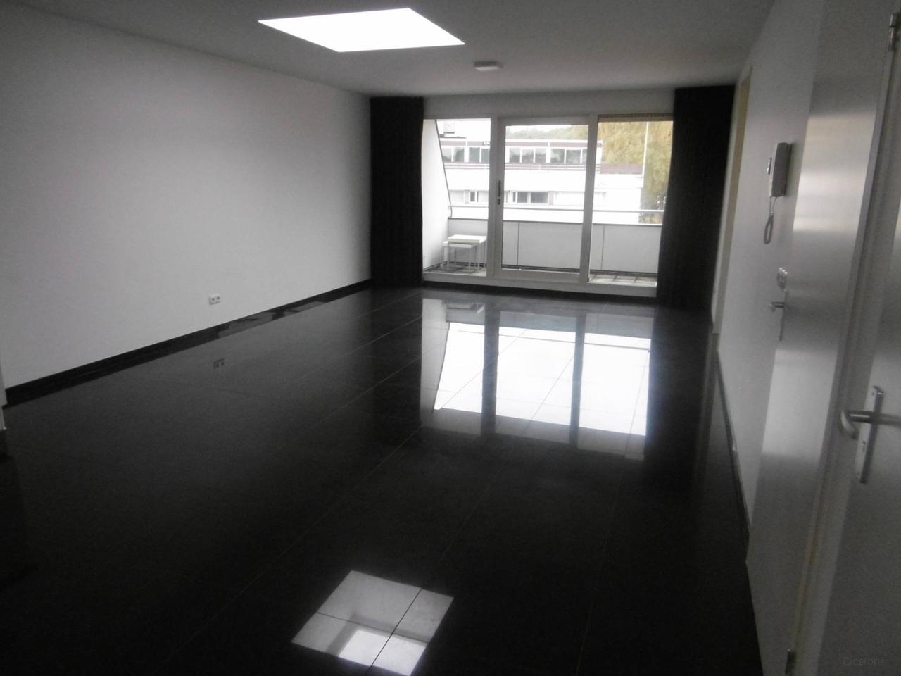 3 bedrooms with underfloor heating - Image 2