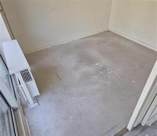 3-Room Apartment with Balcony in Ommoord - Image 6