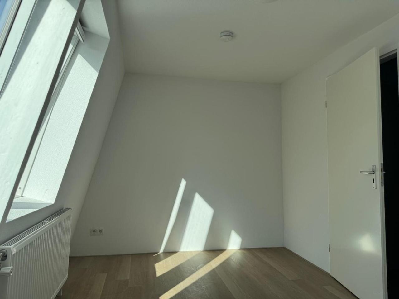 Gemeubileerde A++ woning met tuin - Afbeelding 9