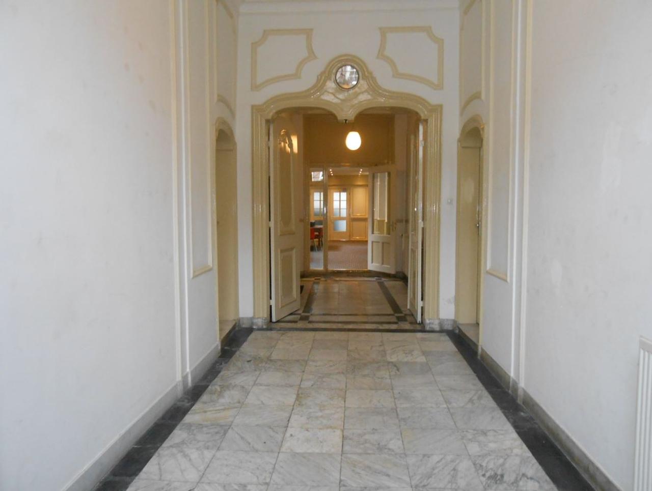 51 m² Studio with Courtyard in Delft - Image 3
