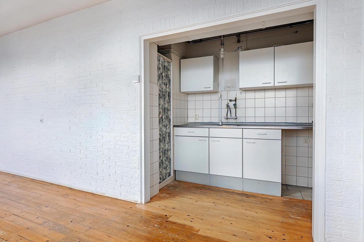Licht 2-kamerappartement met inloopkast - Afbeelding 6