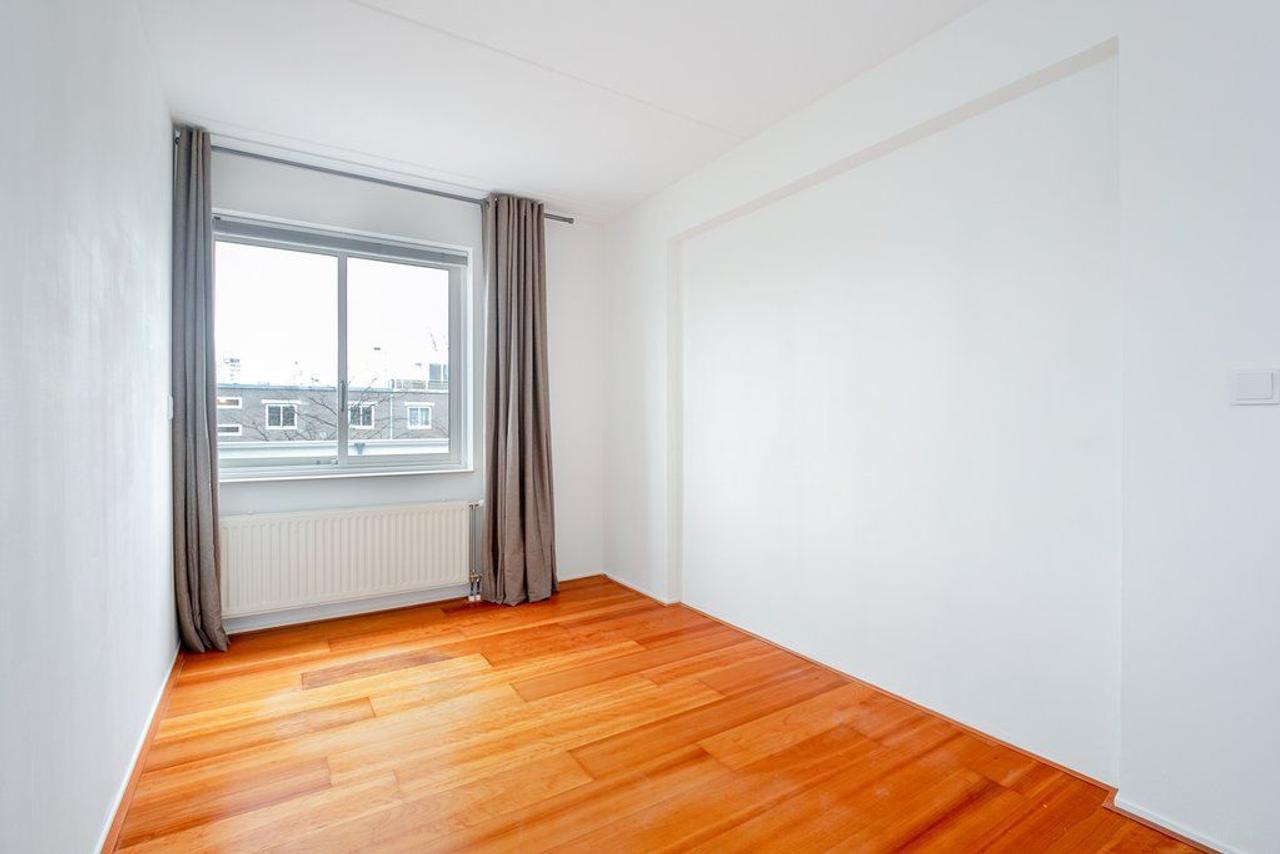 99 m² appartement met balkon in Buitenveldert - Afbeelding 12