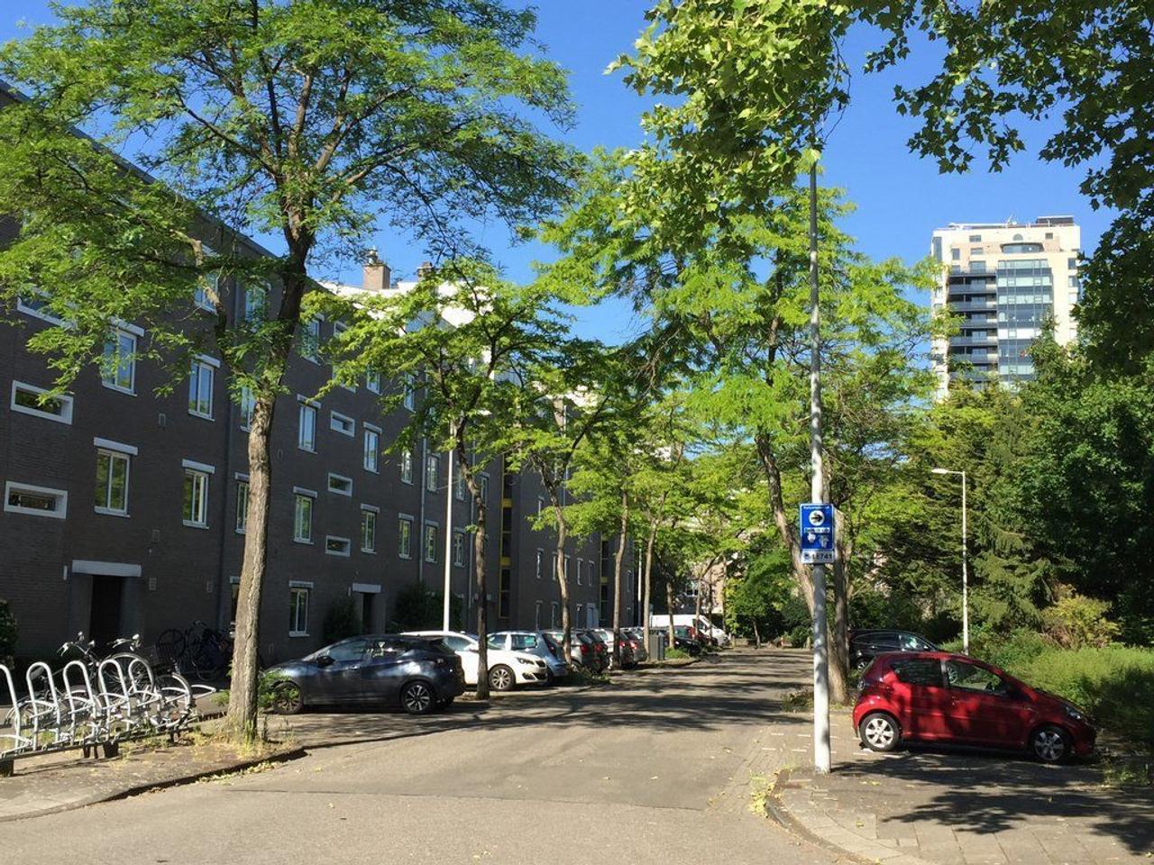 99 m² appartement met balkon in Buitenveldert - Afbeelding 17