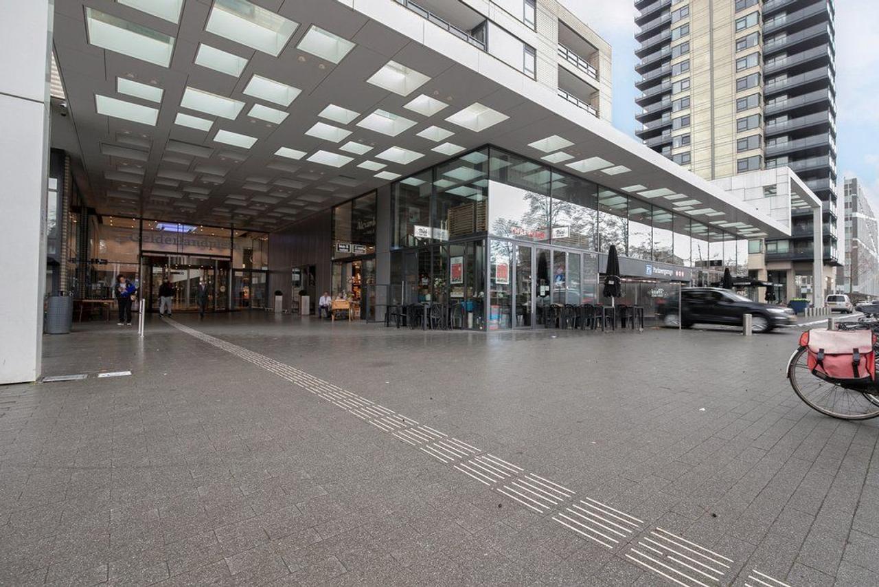 99 m² appartement met balkon in Buitenveldert - Afbeelding 18