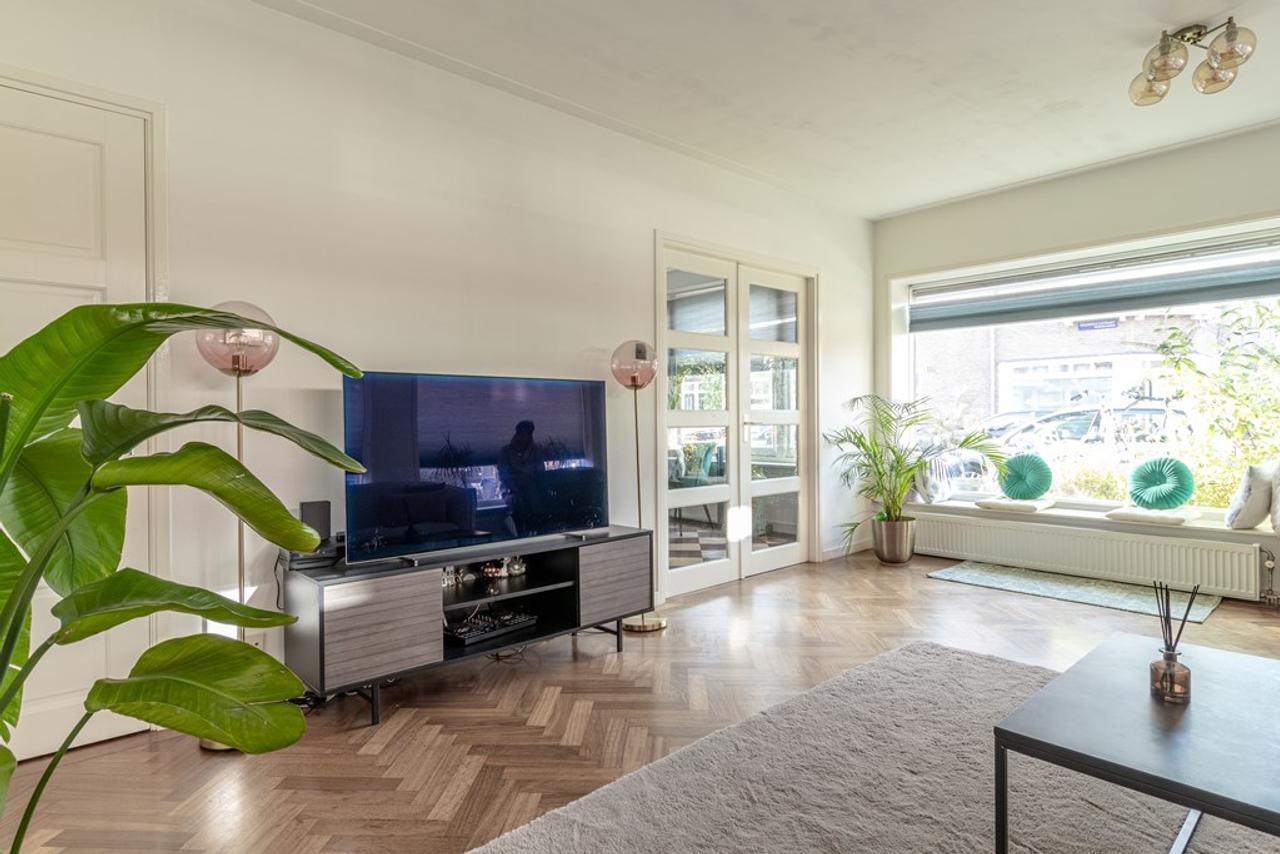 Gemeubileerd 3-kamerappartement met terras - Afbeelding 2
