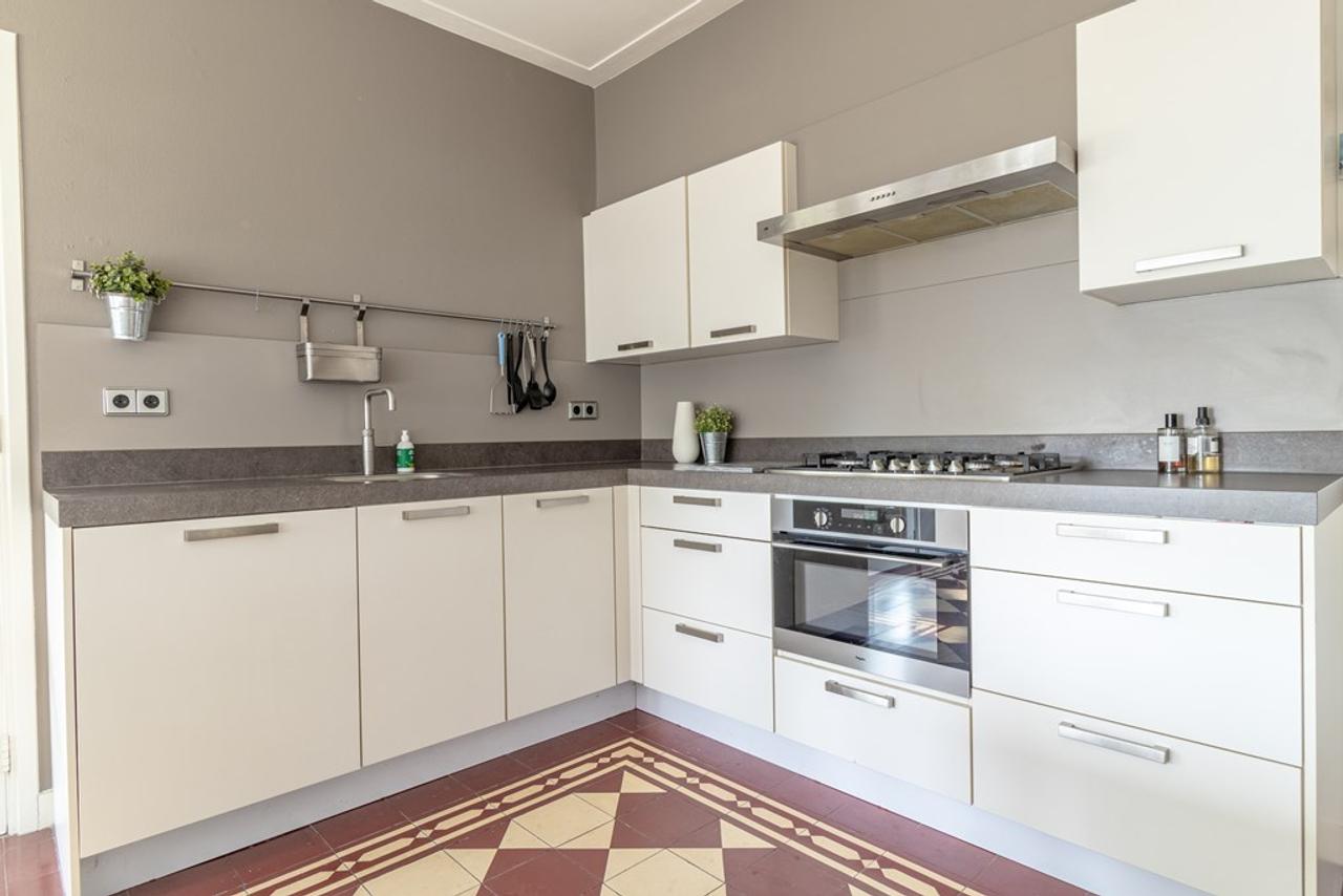 Gemeubileerd 3-kamerappartement met terras - Afbeelding 10