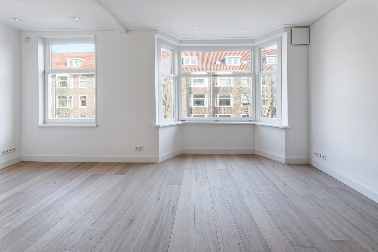 59 m² apartment with balcony in Oud-West - Image 5
