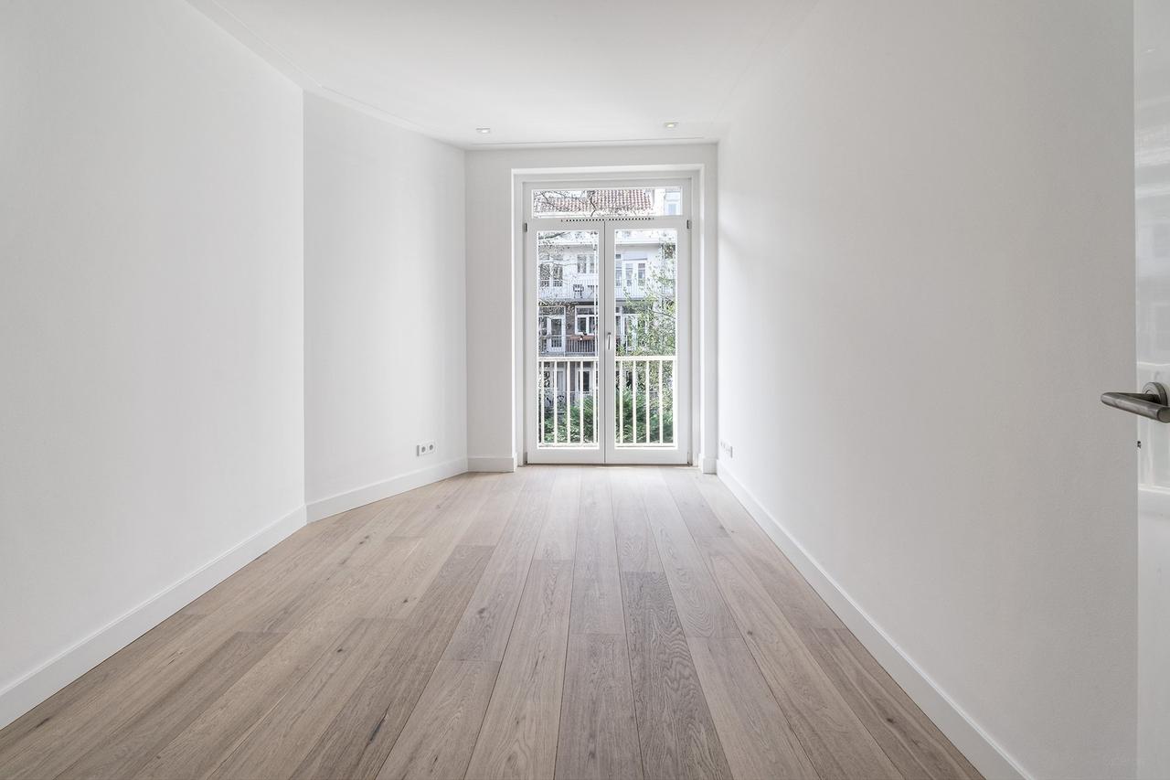 59 m² apartment with balcony in Oud-West - Image 15