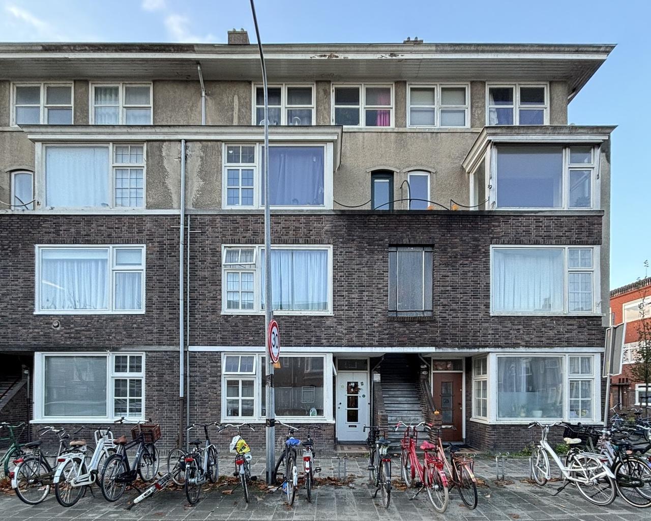 Kamer met twee ruimtes en tuin - Afbeelding 1