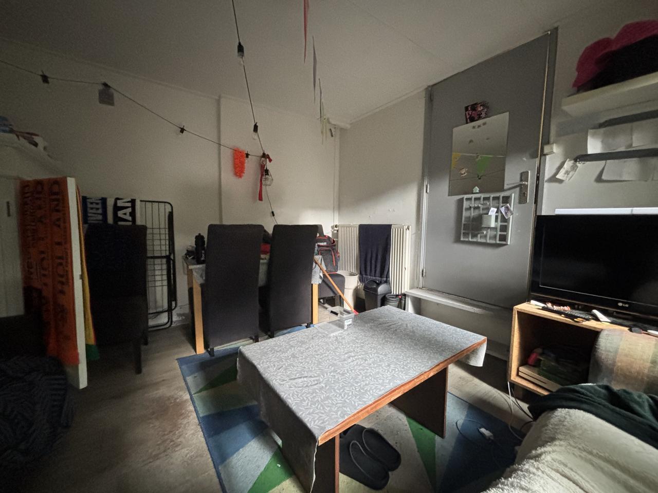 Kamer met twee ruimtes en tuin - Afbeelding 2