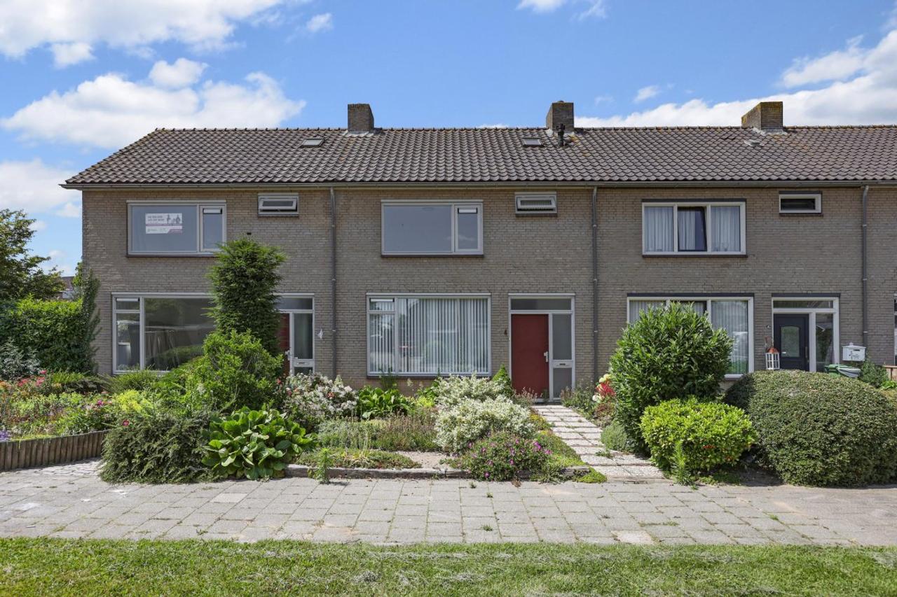 4-Bedroom Home with Garden in Druten - Image 1