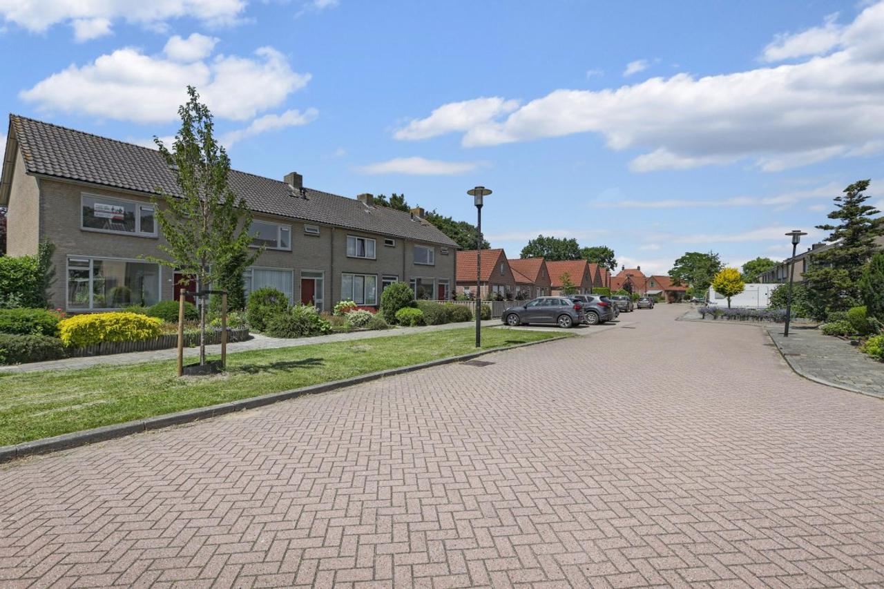 4-Bedroom Home with Garden in Druten - Image 21