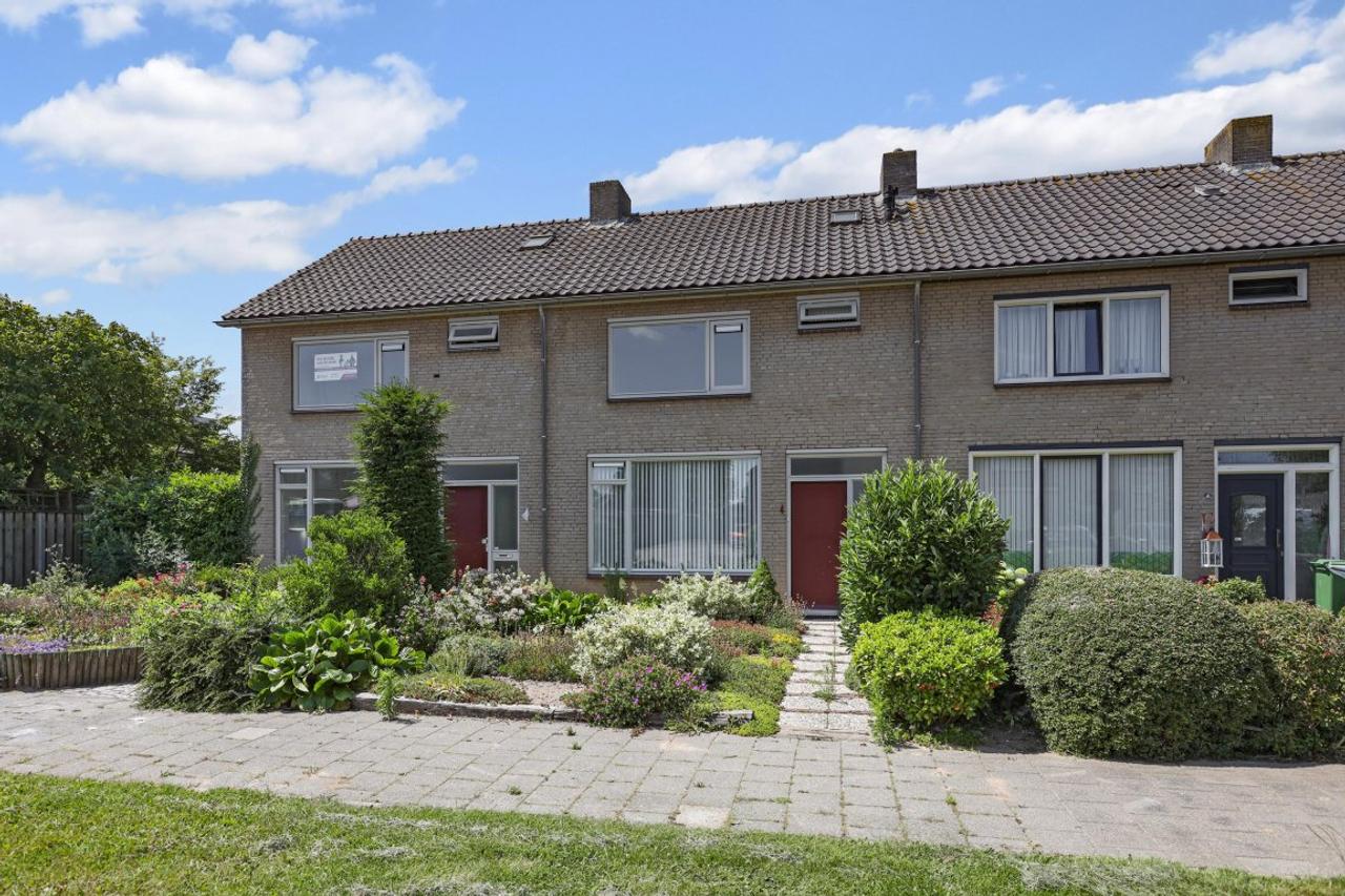 4-Bedroom Home with Garden in Druten - Image 23