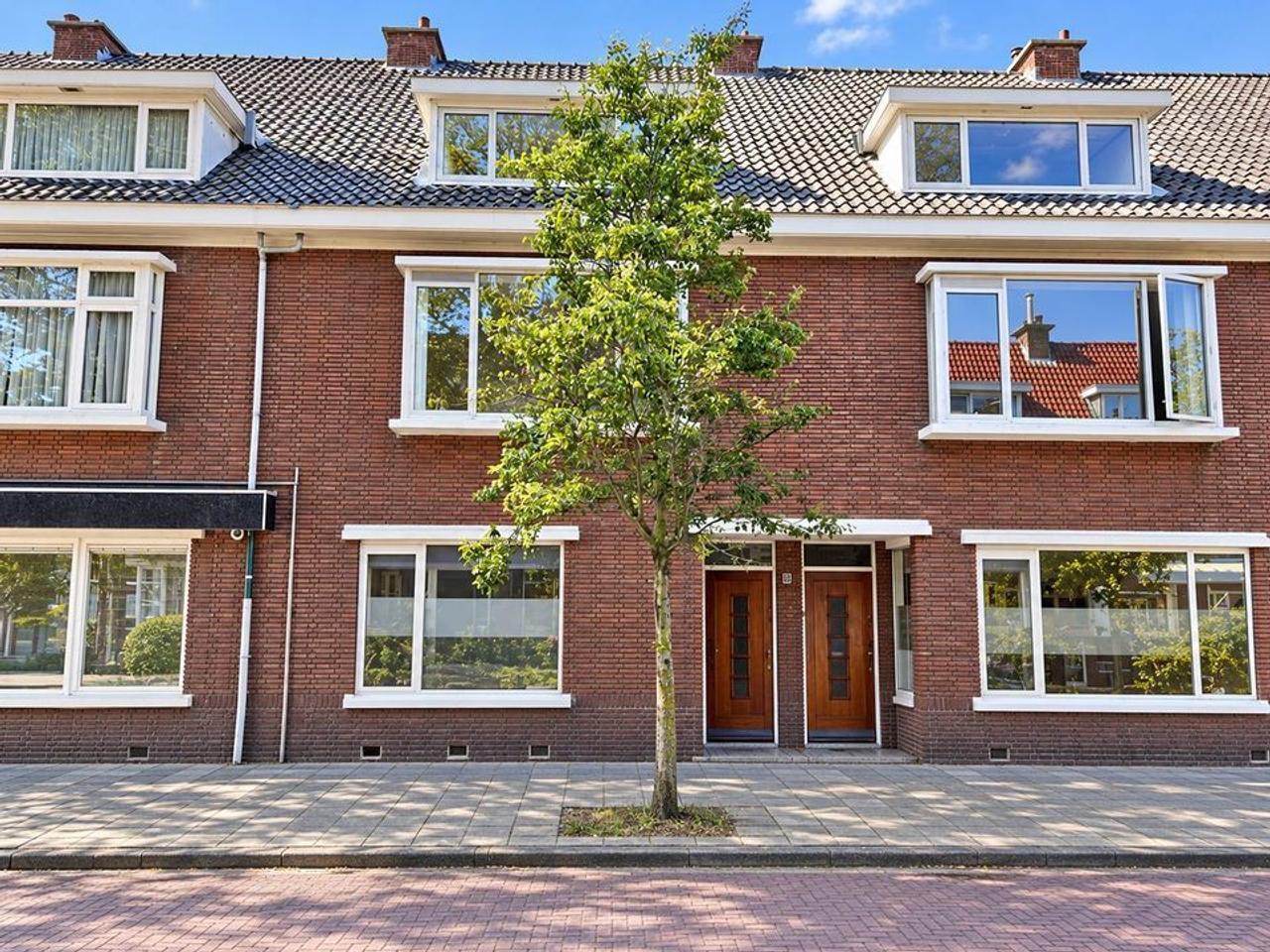 3-slaapkamer bovenwoning in Den Haag - Afbeelding 1