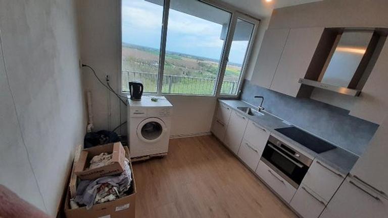 90 m² appartement op de 12e verdieping - Afbeelding 18