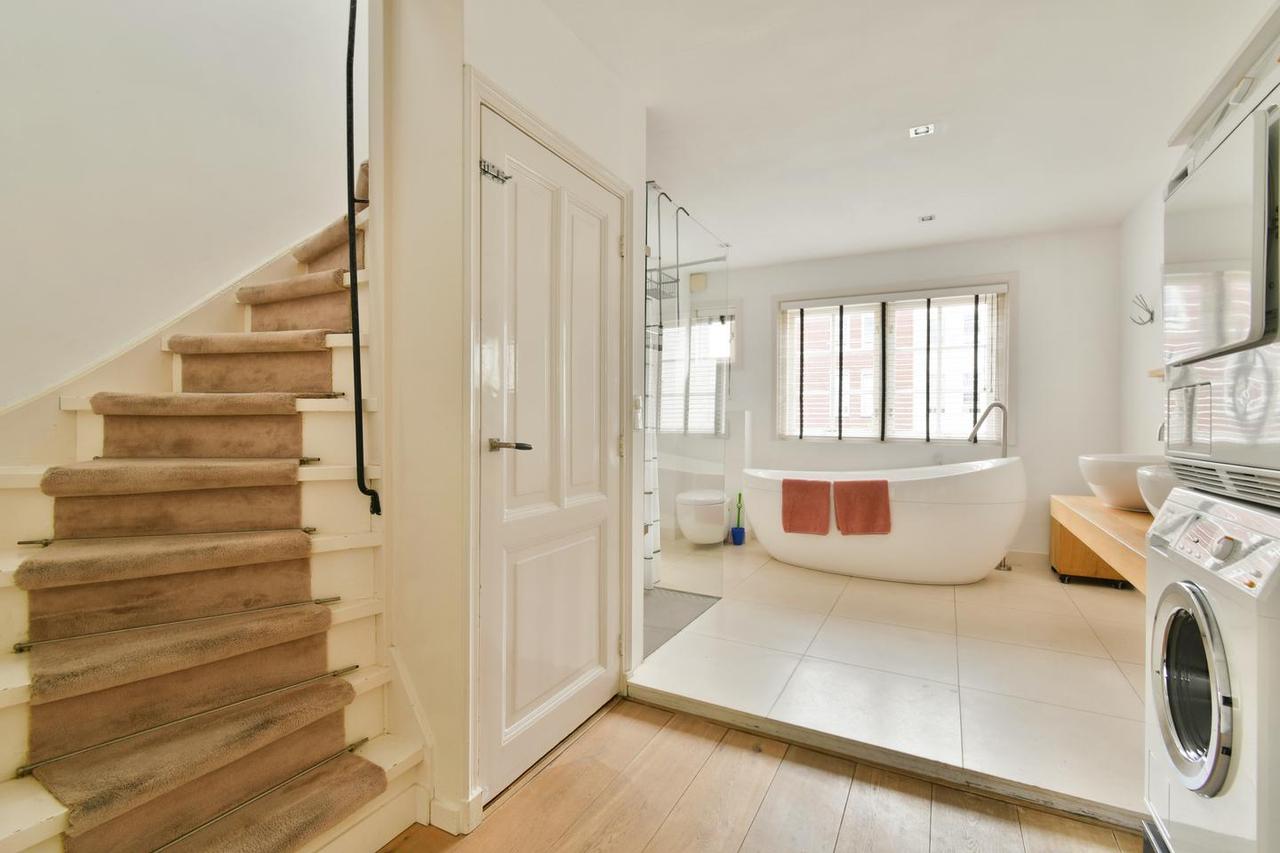 123 m² Townhouse on Egelantiersgracht - Image 25