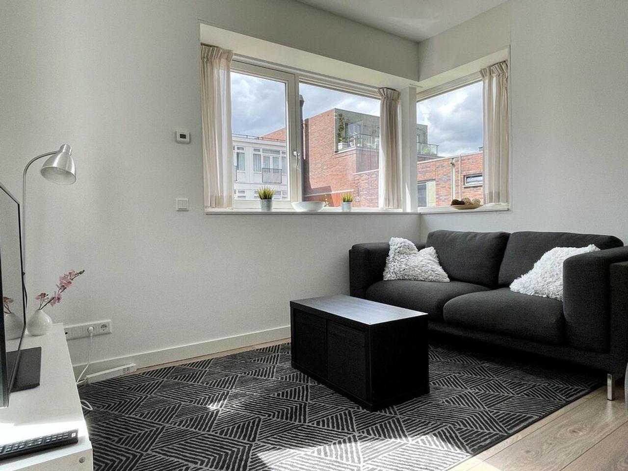 Gemeubileerd appartement met terras in Utrecht - Afbeelding 4