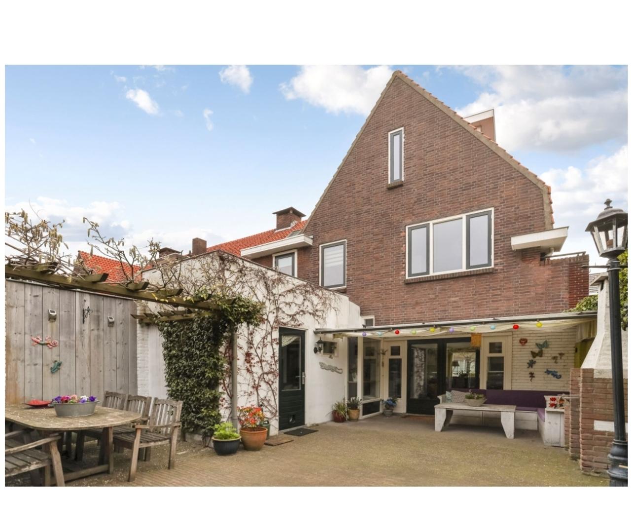 Hoekwoning uit 1938 met garage in Helmond - Afbeelding 11