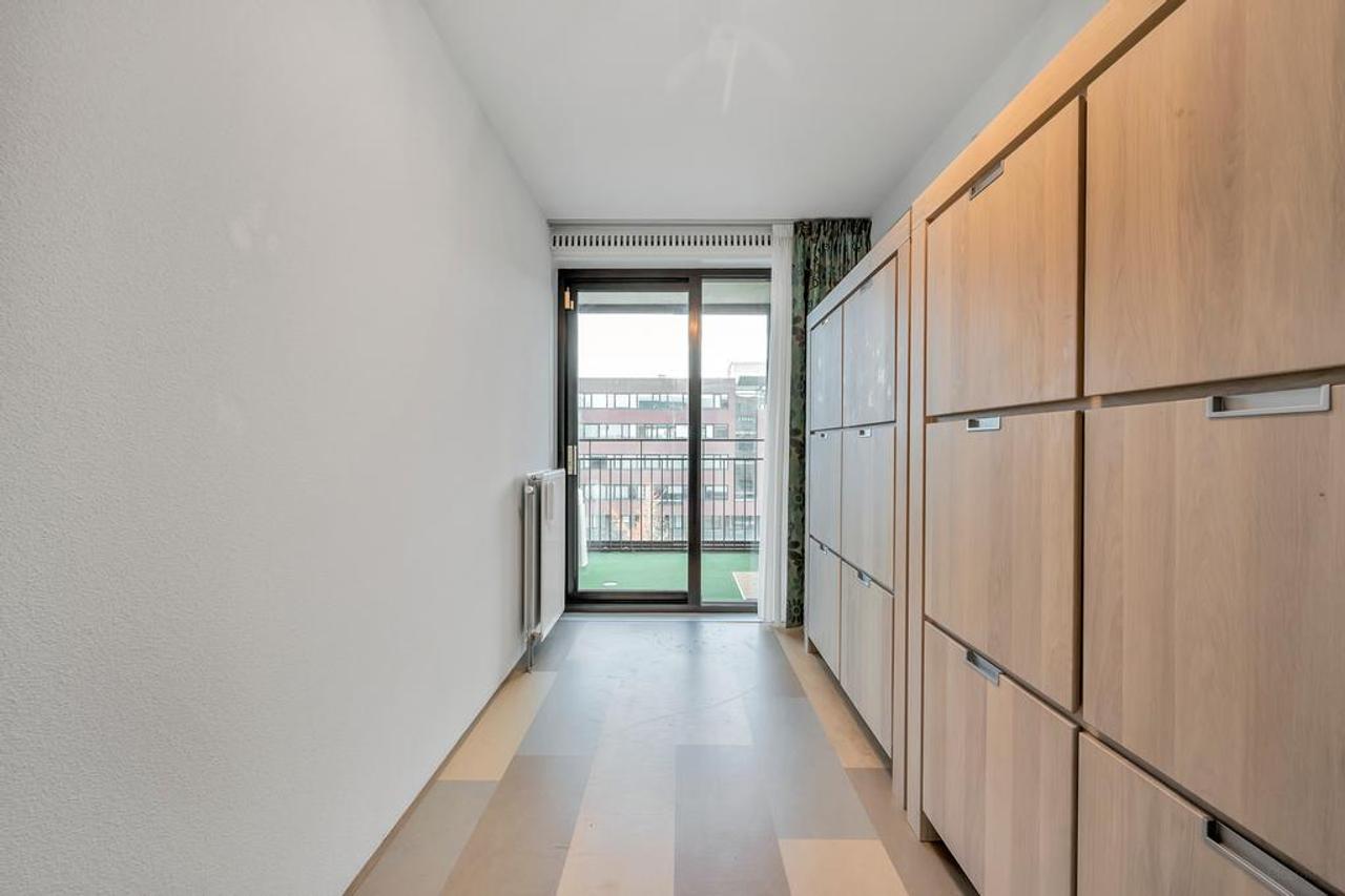 Gemeubileerd 3-kamerappartement met balkon - Afbeelding 11