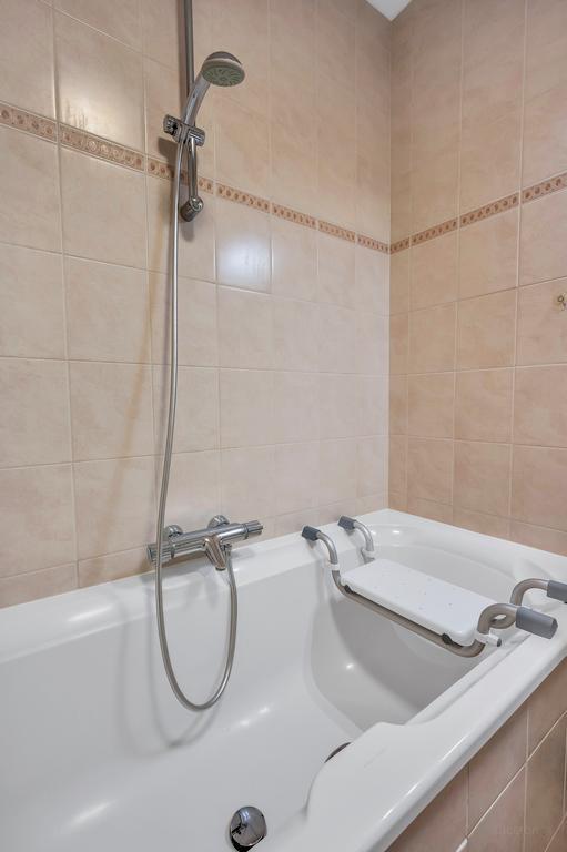 Gemeubileerd 3-kamerappartement met balkon - Afbeelding 17