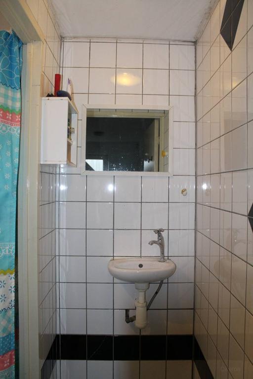 Furnished student room with rooftop terrace - Image 6