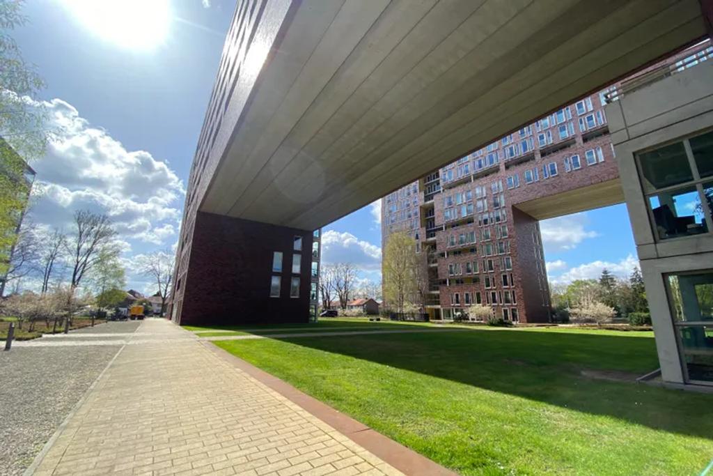 75 m² appartement met balkon in Veldhoven - Afbeelding 1