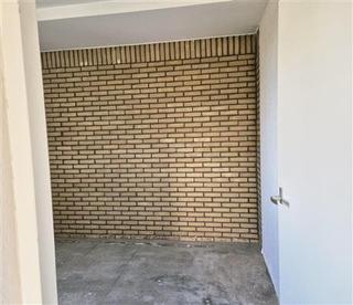 4-Room Apartment with Balcony in IJsselmond - Image 14