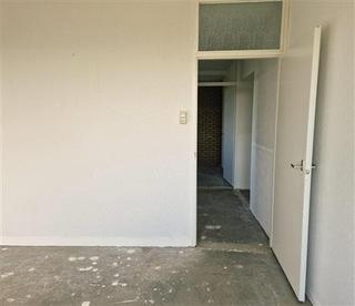 4-Room Apartment with Balcony in IJsselmond - Image 15