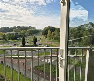 4-Room Apartment with Balcony in IJsselmond - Image 21