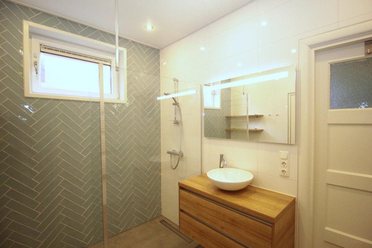 Ground-floor apartment with garden in Indische Buurt - Image 19