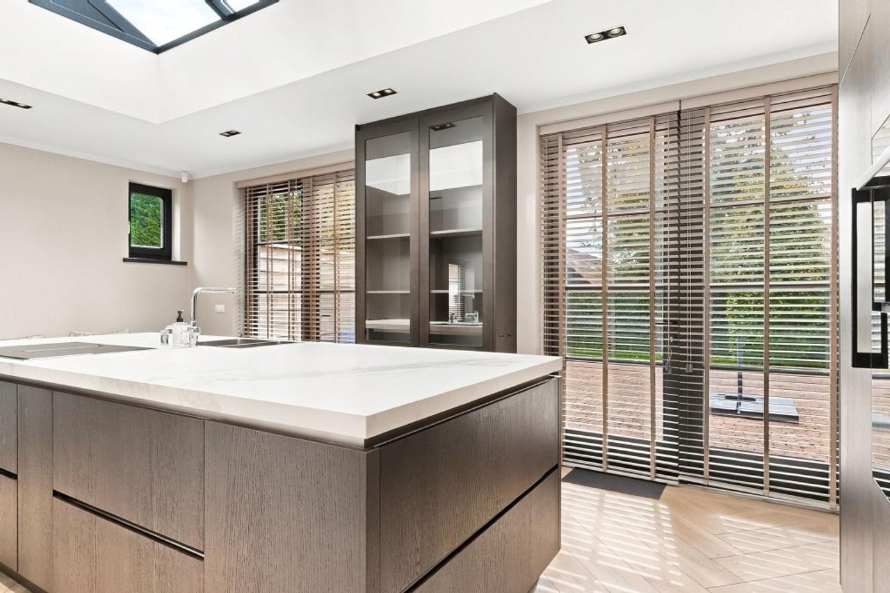 4-Bedroom Villa in the Heart of Bergen - Image 13