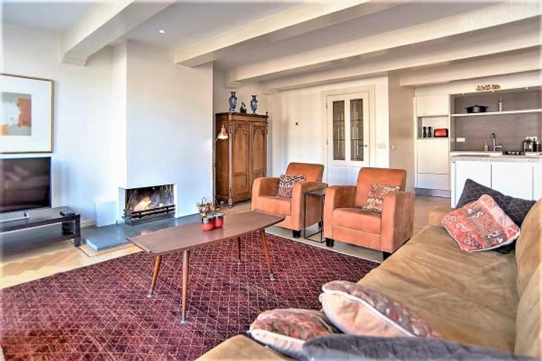 Gemeubileerd 3-kamerappartement aan het Singel - Afbeelding 8