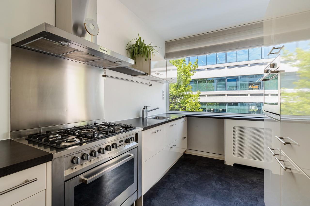 Gemeubileerd 3-kamerappartement met 2 balkons - Afbeelding 11