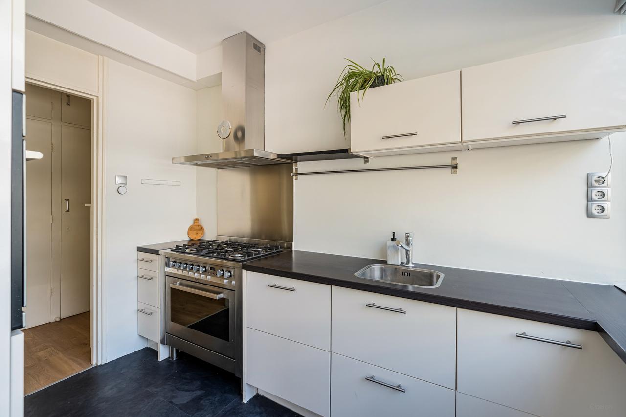 Gemeubileerd 3-kamerappartement met 2 balkons - Afbeelding 14