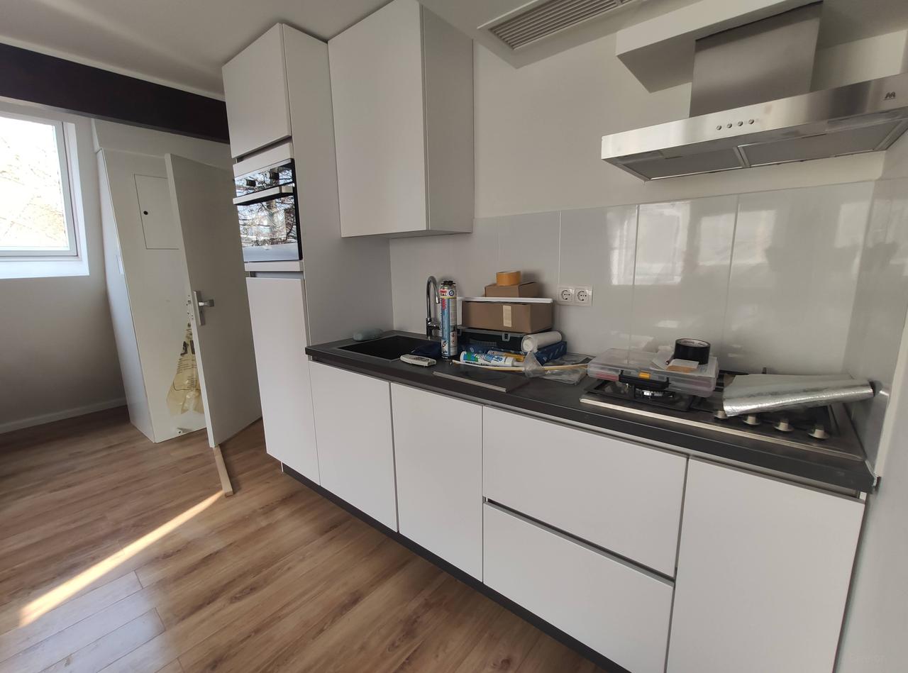 Gemeubileerde 2-kamerwoning in Binnenstad - Afbeelding 2