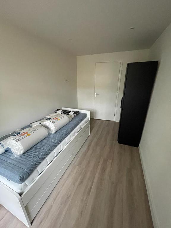 Gemeubileerd 3-kamerappartement met terras - Afbeelding 8
