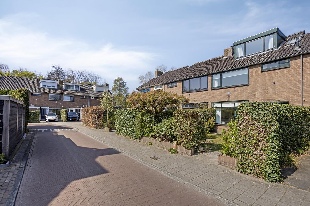 Gemeubileerde woning met tuin in Naarden - Afbeelding 2