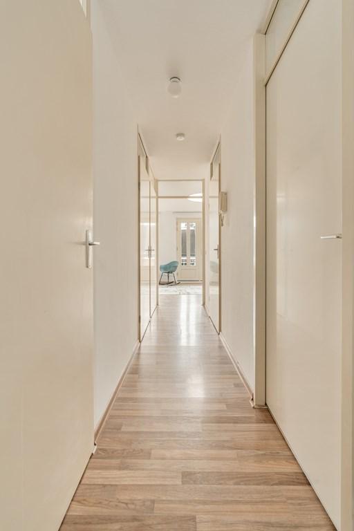 Gemeubileerd appartement met dakterras in De Pijp - Afbeelding 16