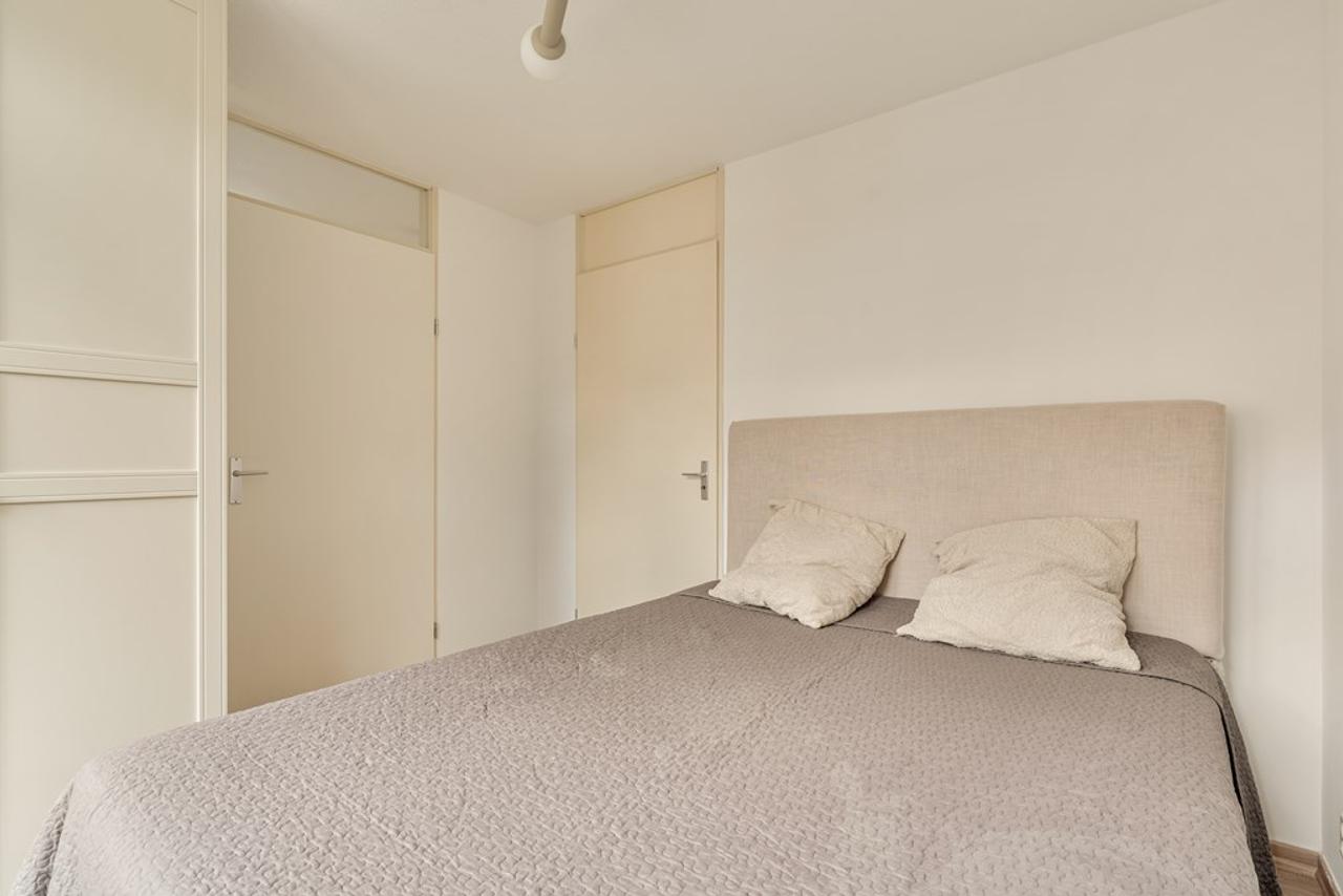 Gemeubileerd appartement met dakterras in De Pijp - Afbeelding 21