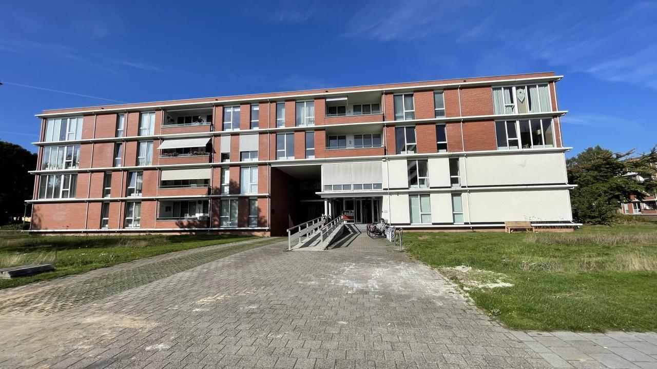 94 m² appartement met balkon en parkeerplaats - Afbeelding 1