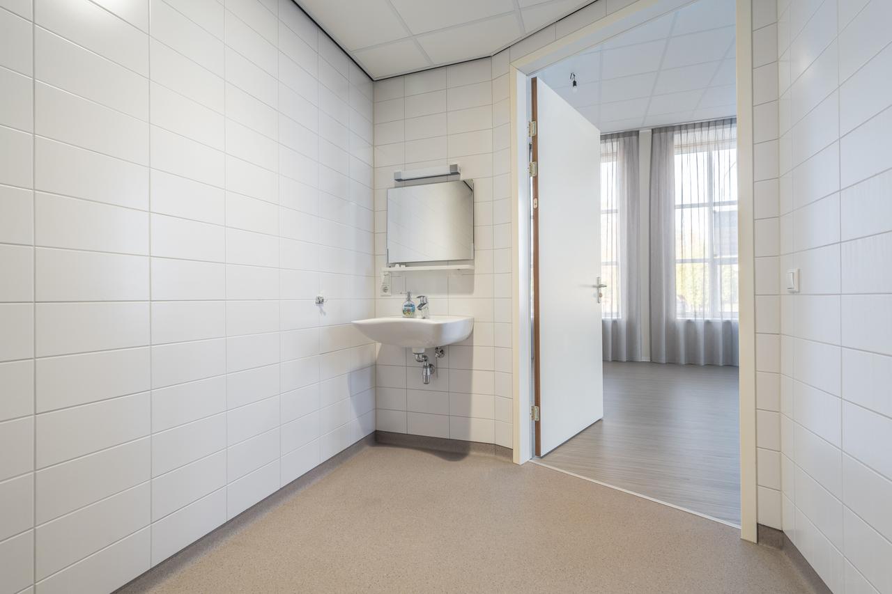 60 m² Senior Apartment with Lift in Winschoten - Image 4