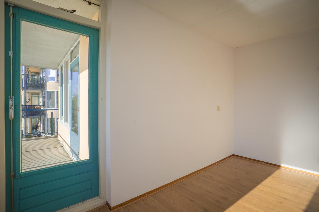 69 m² apartment with balcony in Spaarndammerbuurt - Image 8