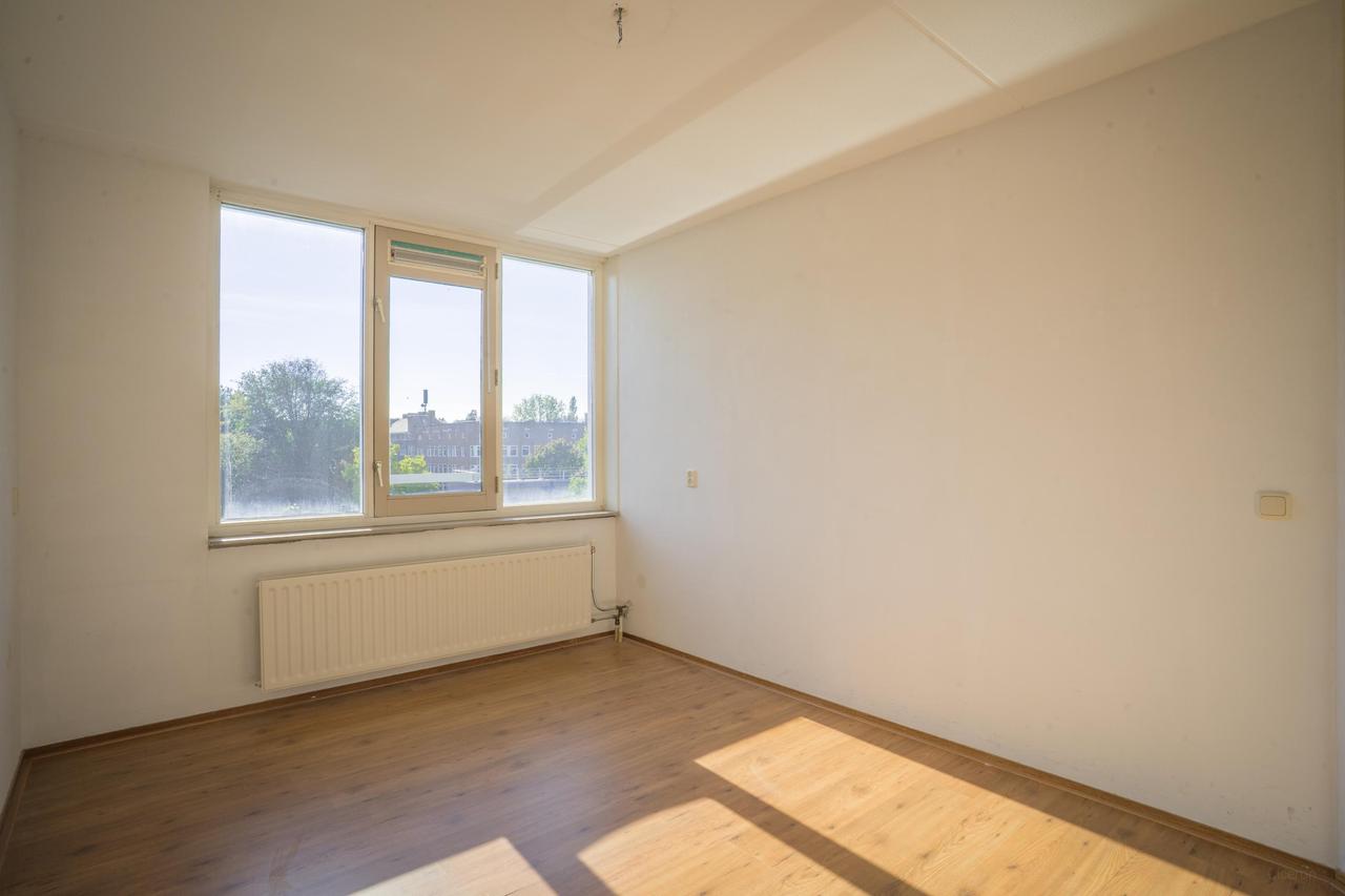 69 m² apartment with balcony in Spaarndammerbuurt - Image 10