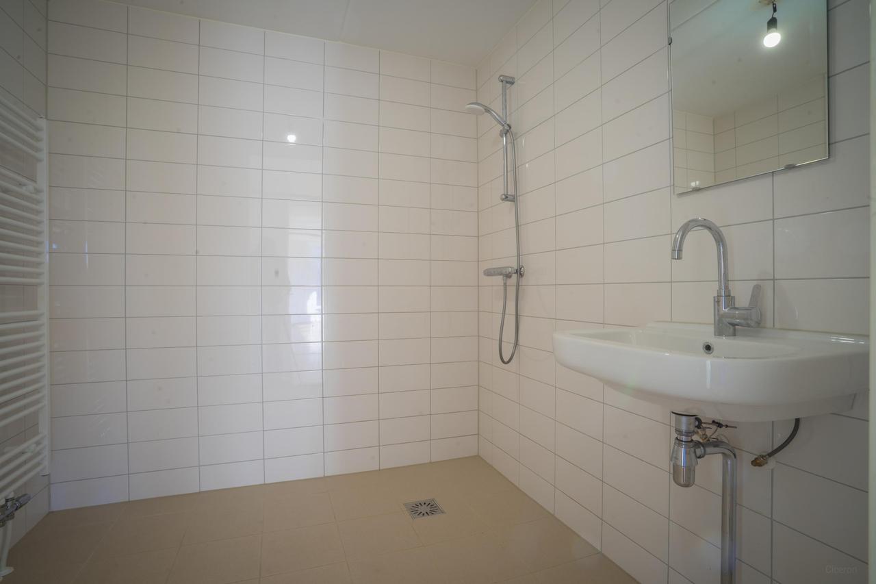 69 m² apartment with balcony in Spaarndammerbuurt - Image 14