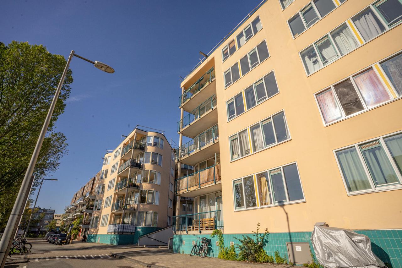 69 m² apartment with balcony in Spaarndammerbuurt - Image 17