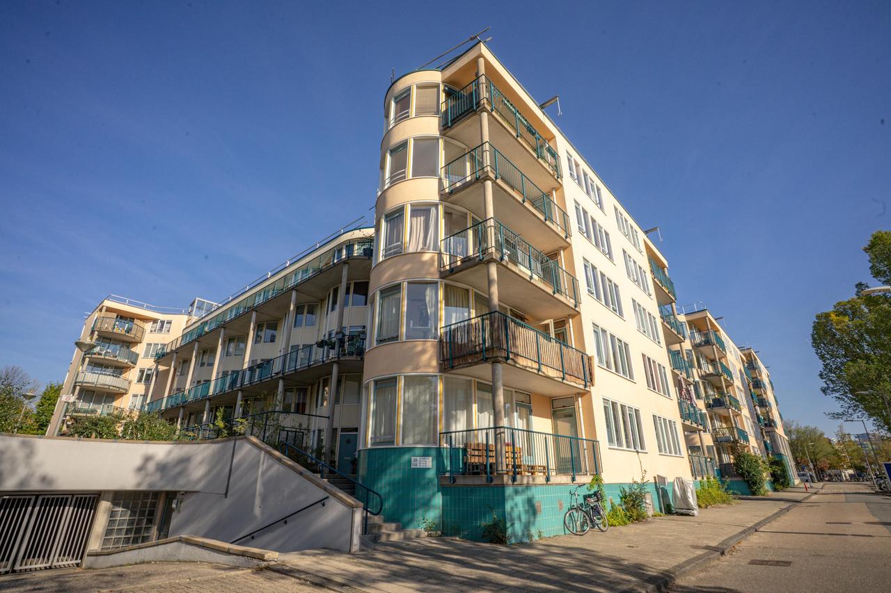 69 m² apartment with balcony in Spaarndammerbuurt - Image 18
