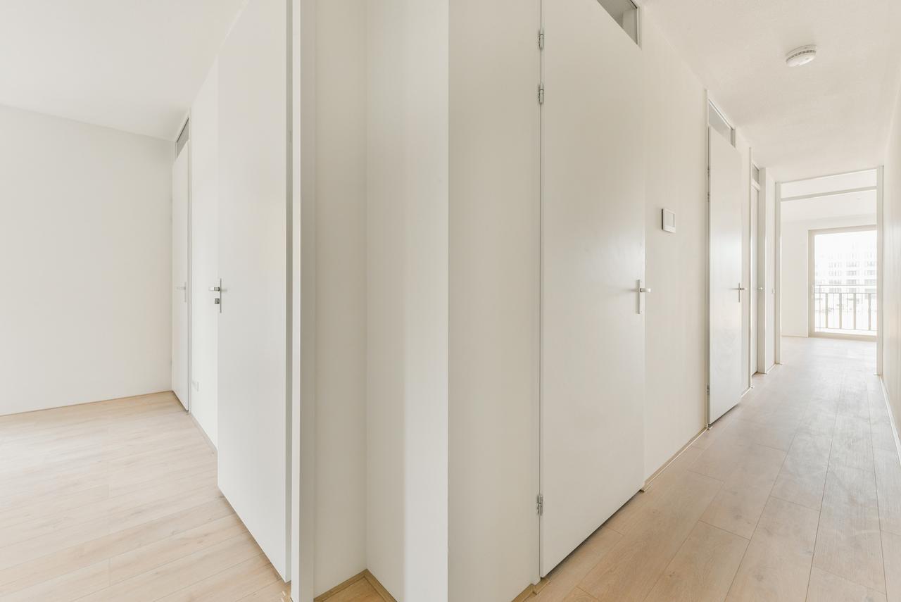 2-bedroom apartment with A+ energy rating in Amsterdam - Image 1