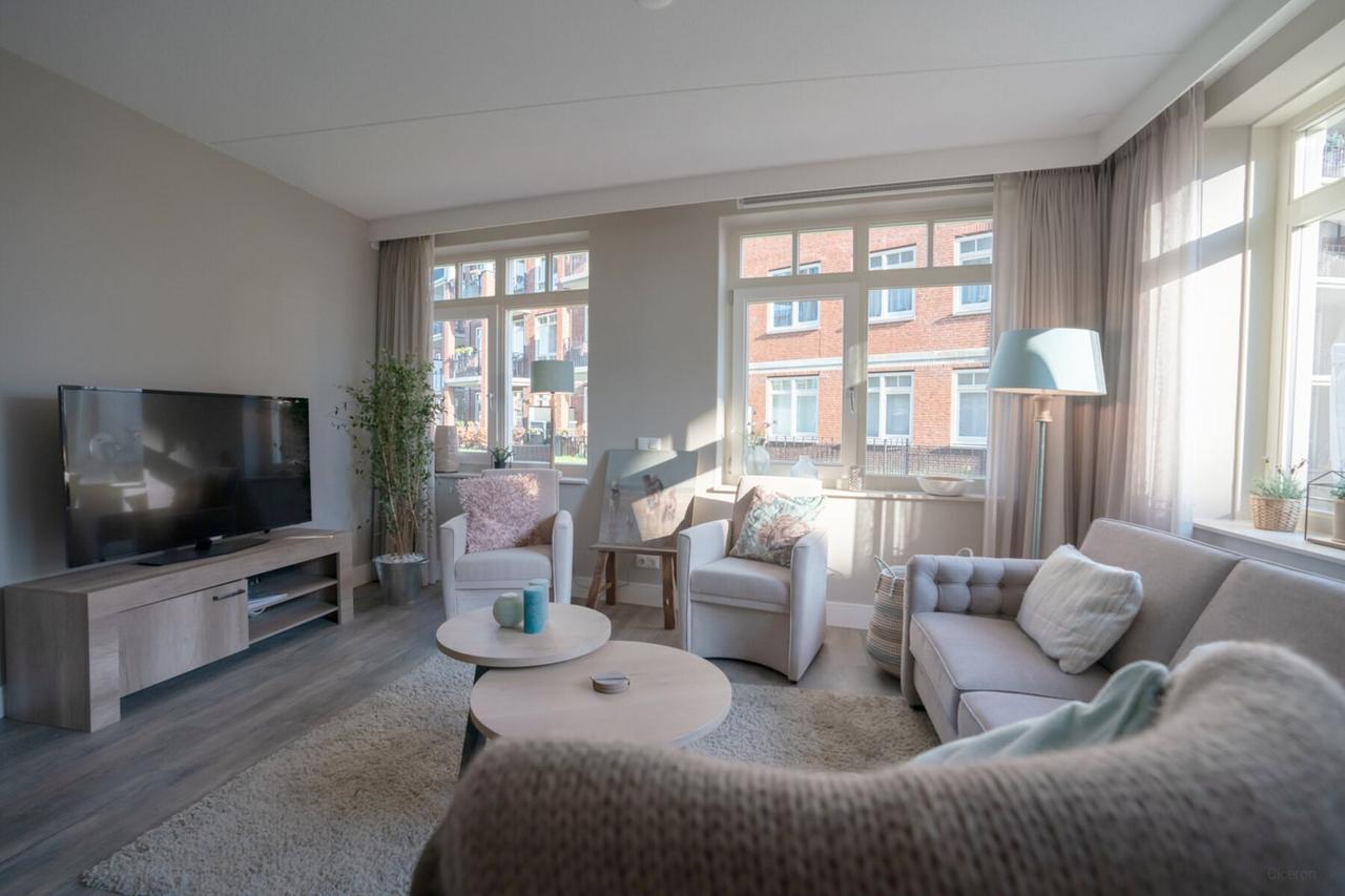Gemeubileerd 55+ appartement met terras - Afbeelding 2