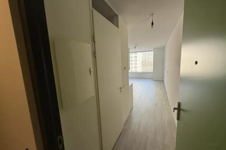 Gemeubileerde studio in Overtoomse Veld - Afbeelding 4