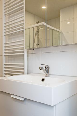 4-Room Apartment with Balcony in Amsterdam - Image 18